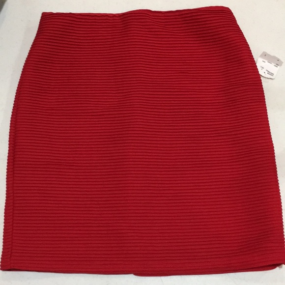 Forever 21 Dresses & Skirts - sexy red skirt